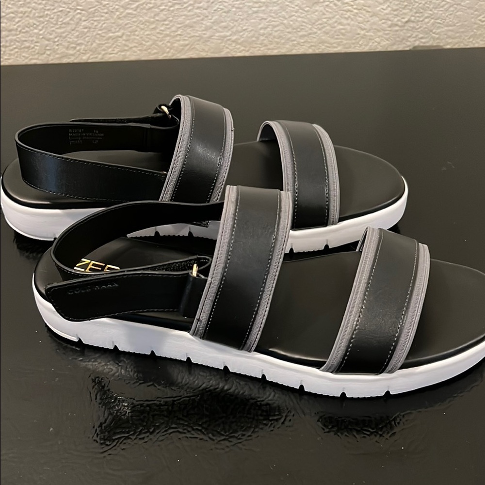 NEW Women’s Cole Haan Sandals Size 9 - Picture 3 of 5